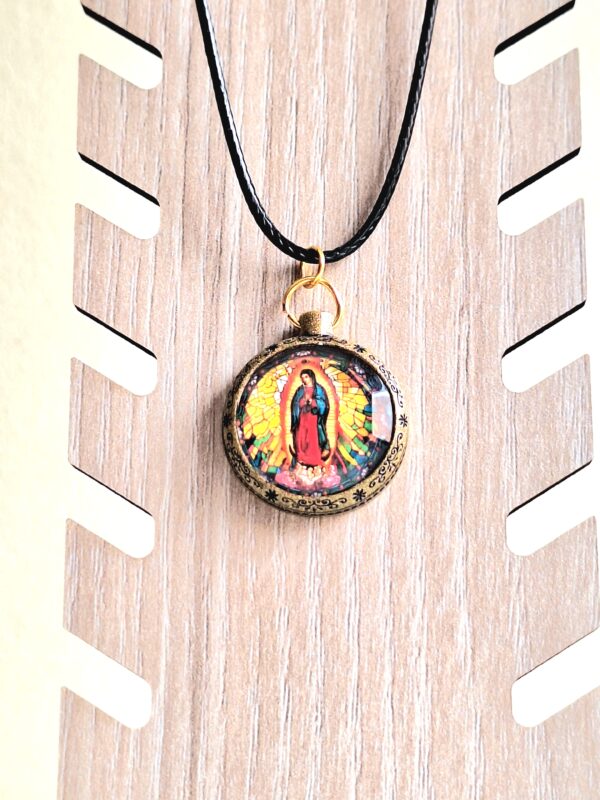 Collar Virgen Santos - Image 3